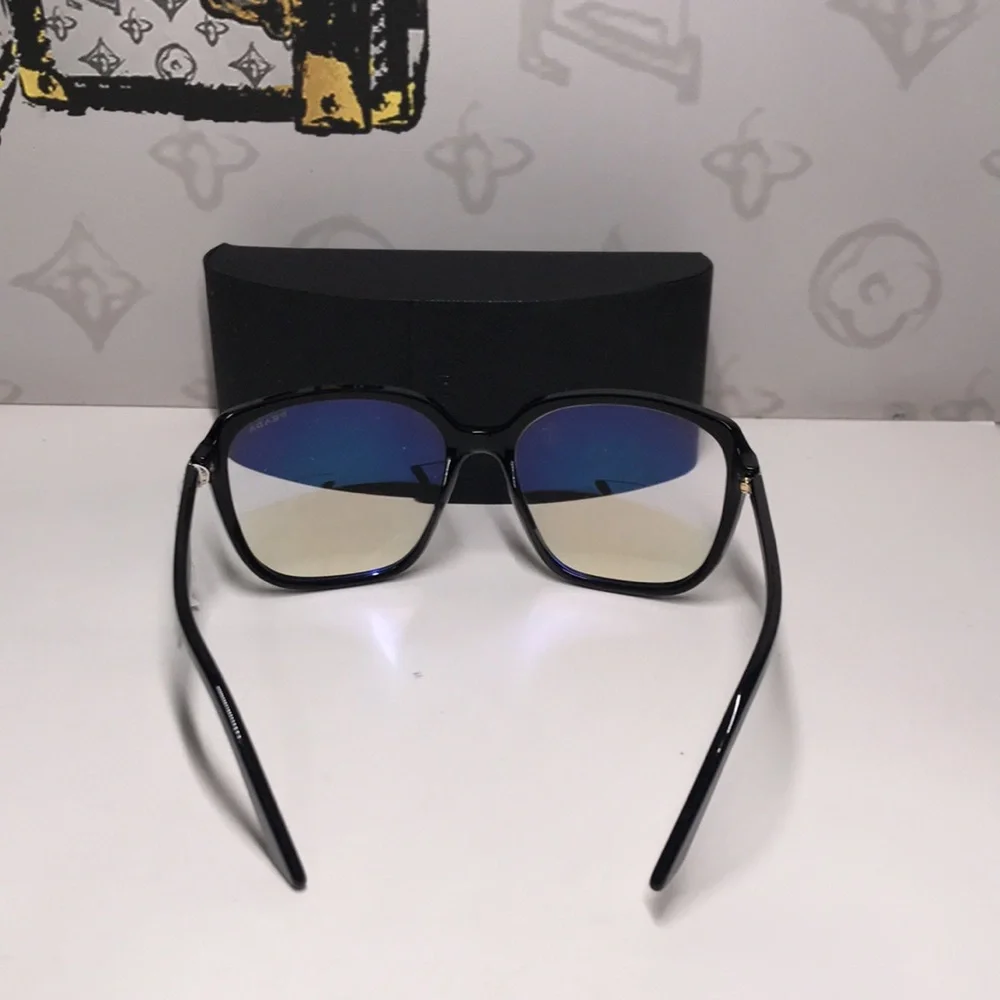 New Authentic Prada SPR 10V 1AB-09H Women’s Fashion Glasses – Black